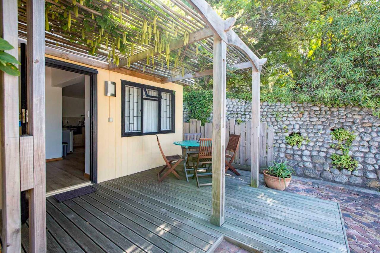 Garden Cottage In Ambiente Guest House Knysna Exterior foto